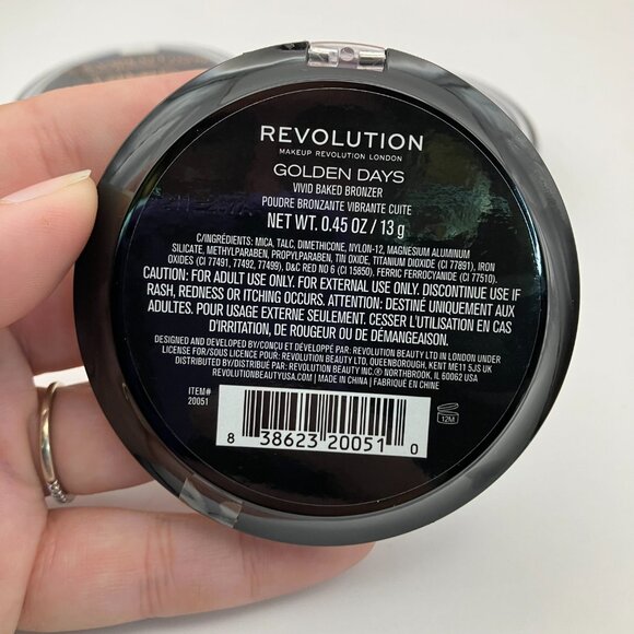 Revolution Vivid Baked Bronzer Golden Days 3 Set Makeup Shimmer Glow 13g Each - Picture 4 of 4